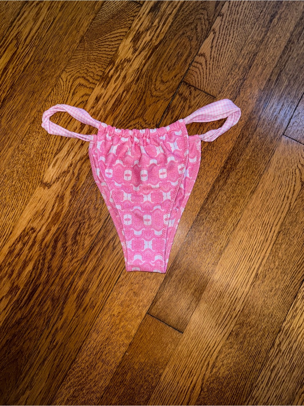 Strawberry milk mob bikini bottom size medium